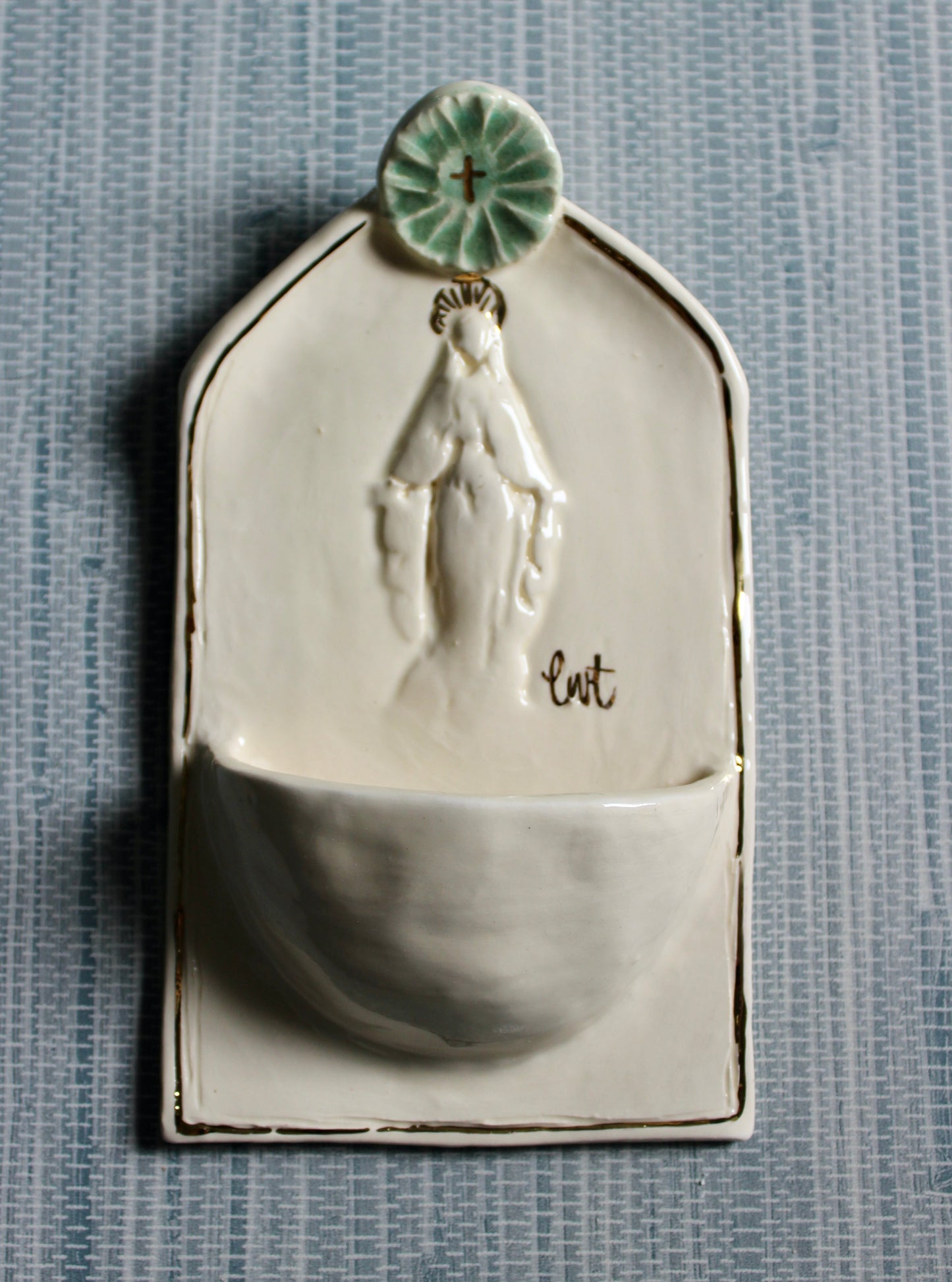 Large Font - Jade Cross Adorned Mary