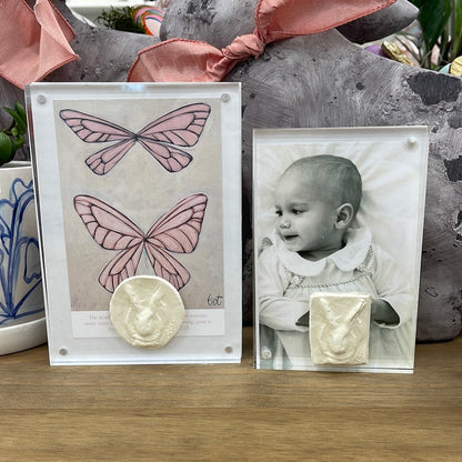 5x7 Acrylic Frame with Intaglio, Horizontal