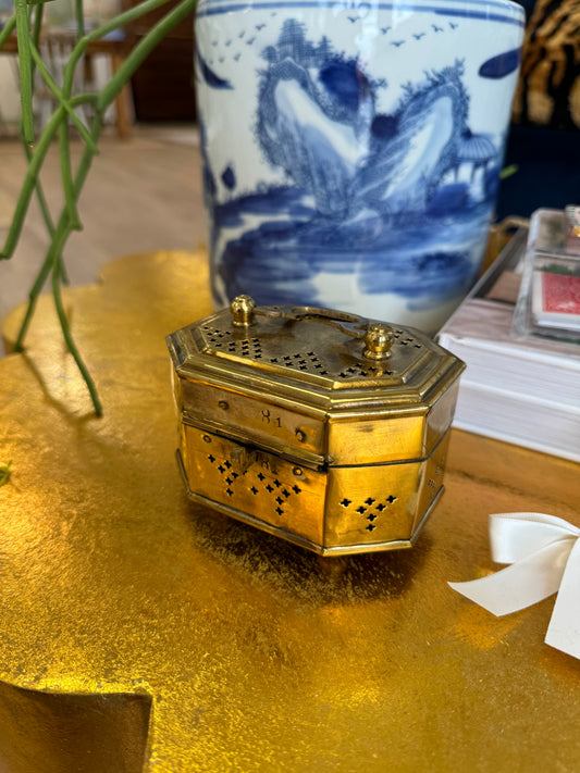 Medium Cricket Box