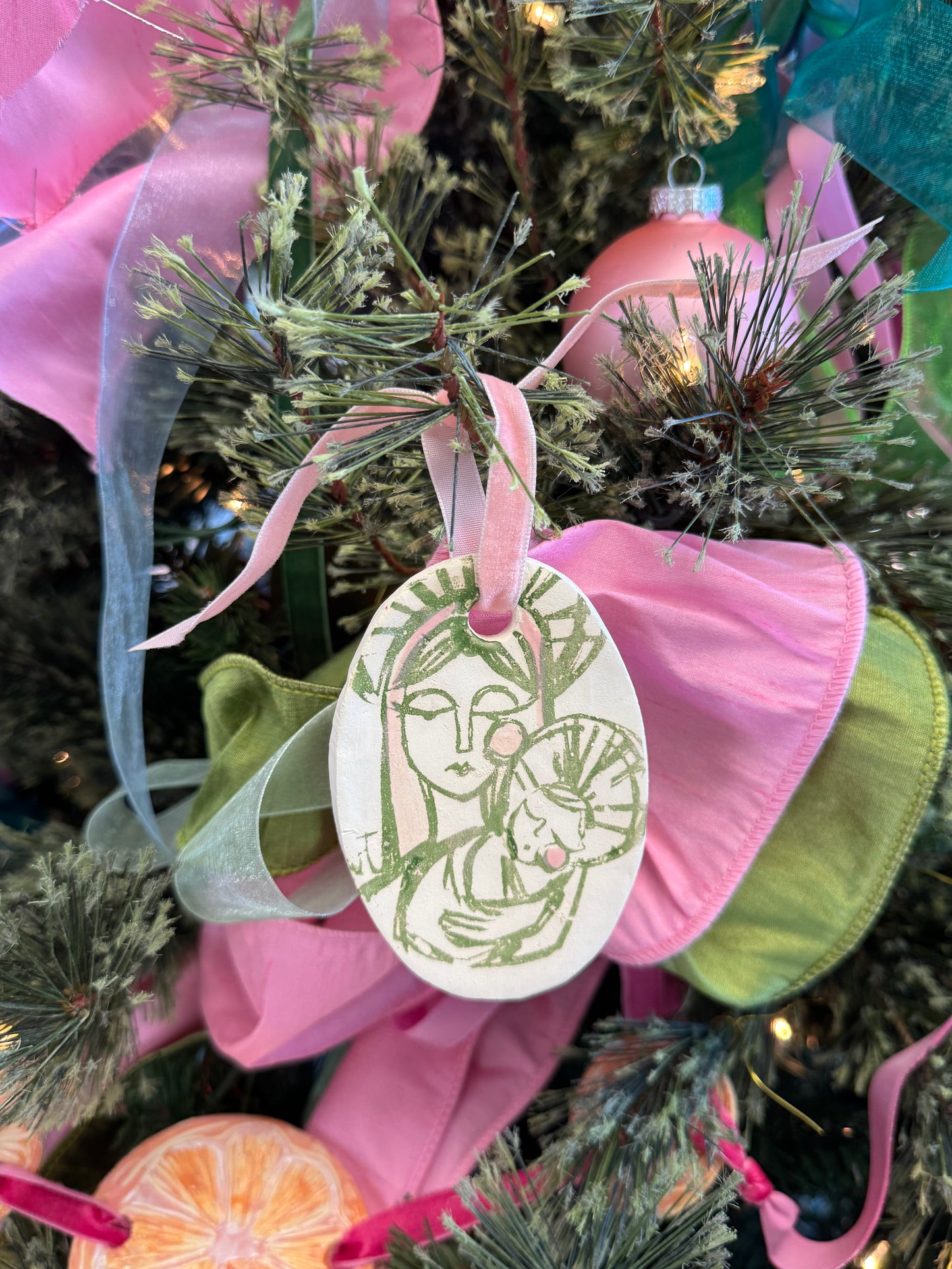 Flat Mary and Jesus Ornament