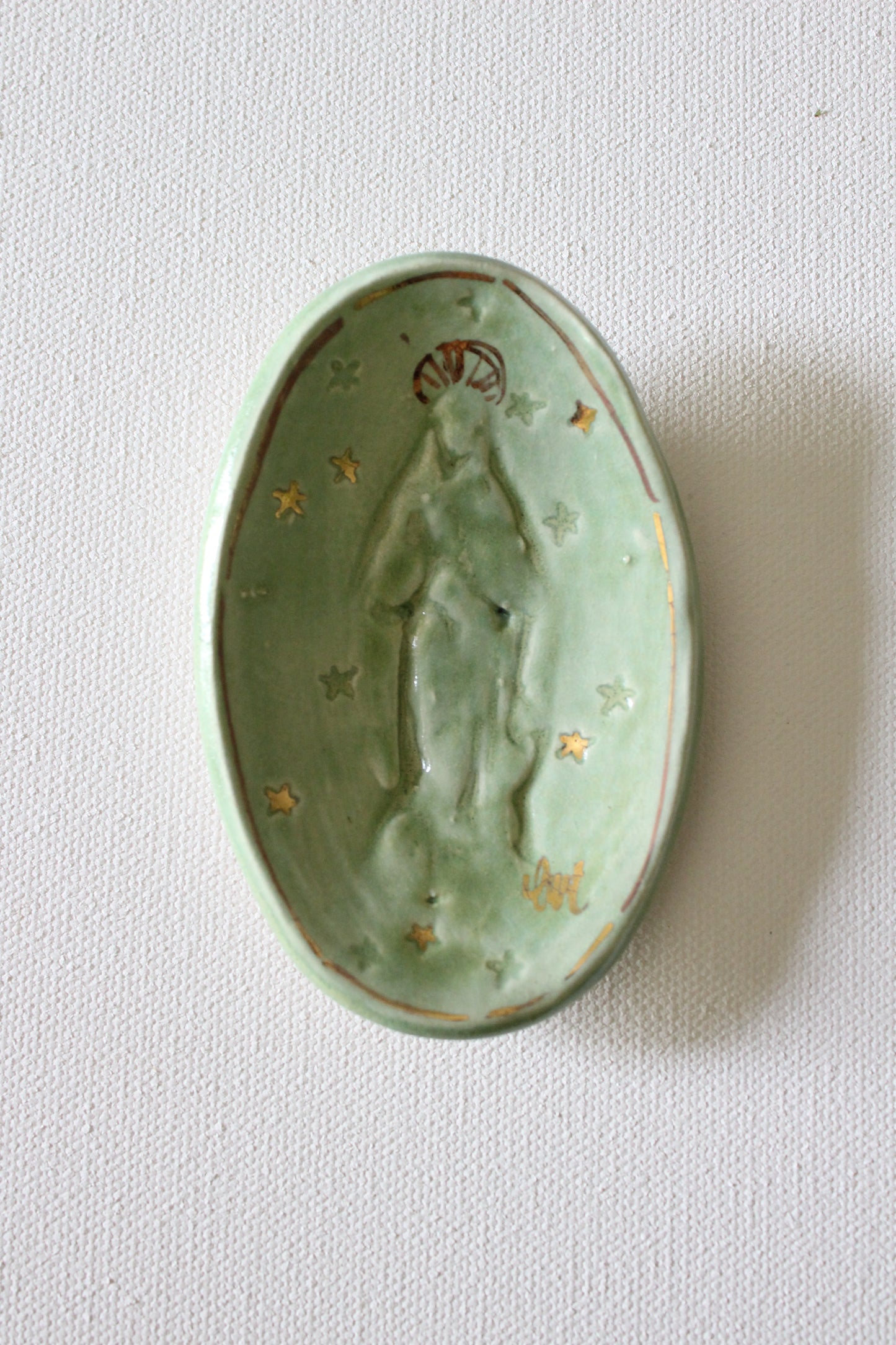 Green Cameos
