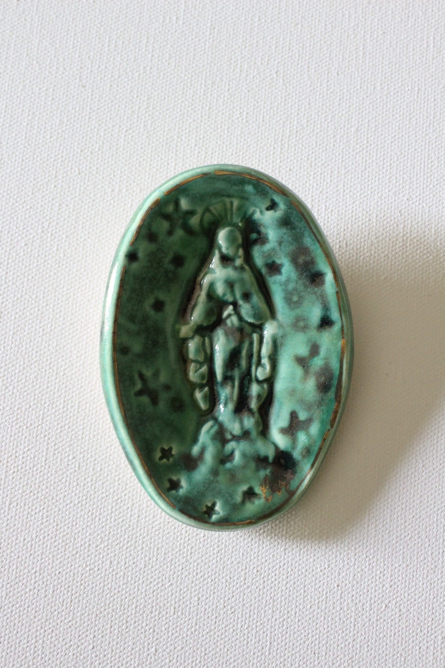 Green Cameos