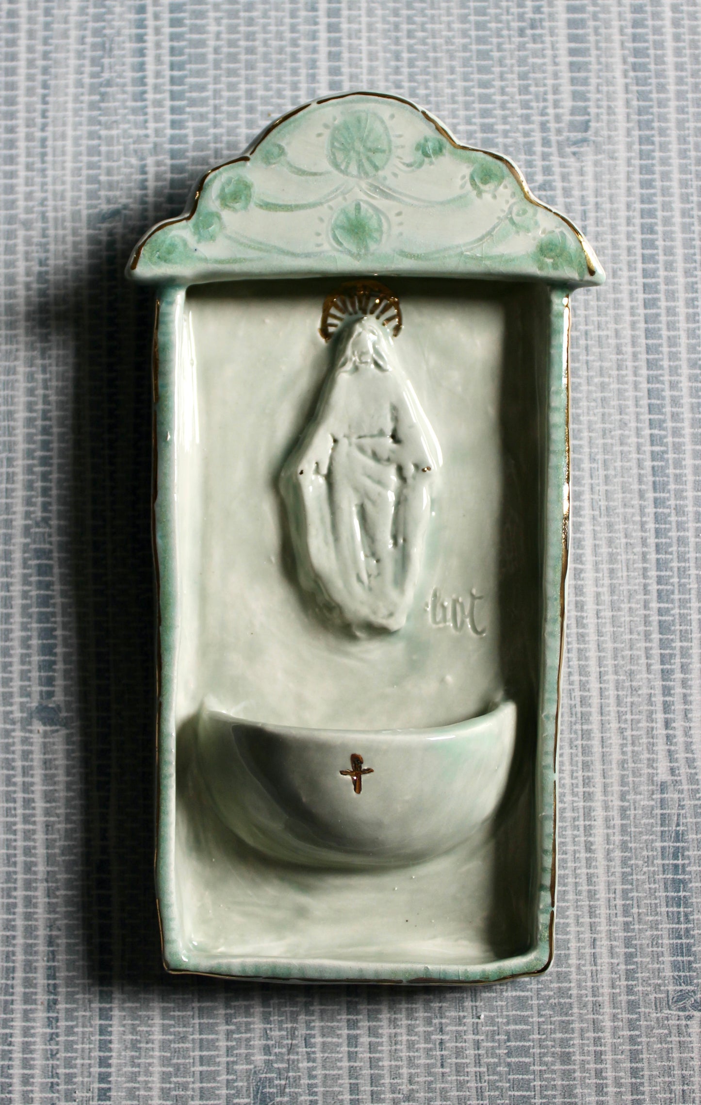 Large Font - Boxed Niche Jesus