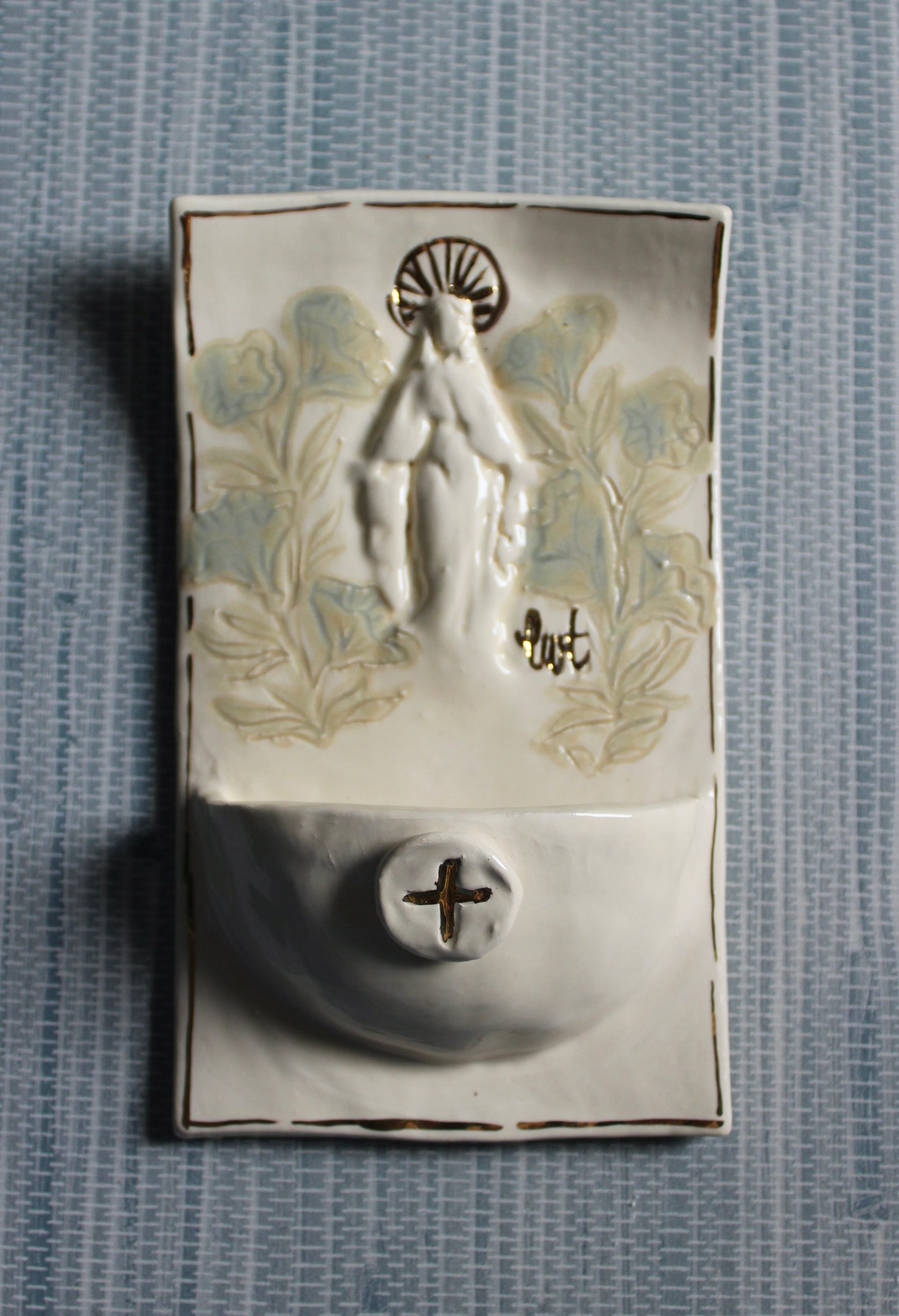 Large Font - Cream Flowered Mary