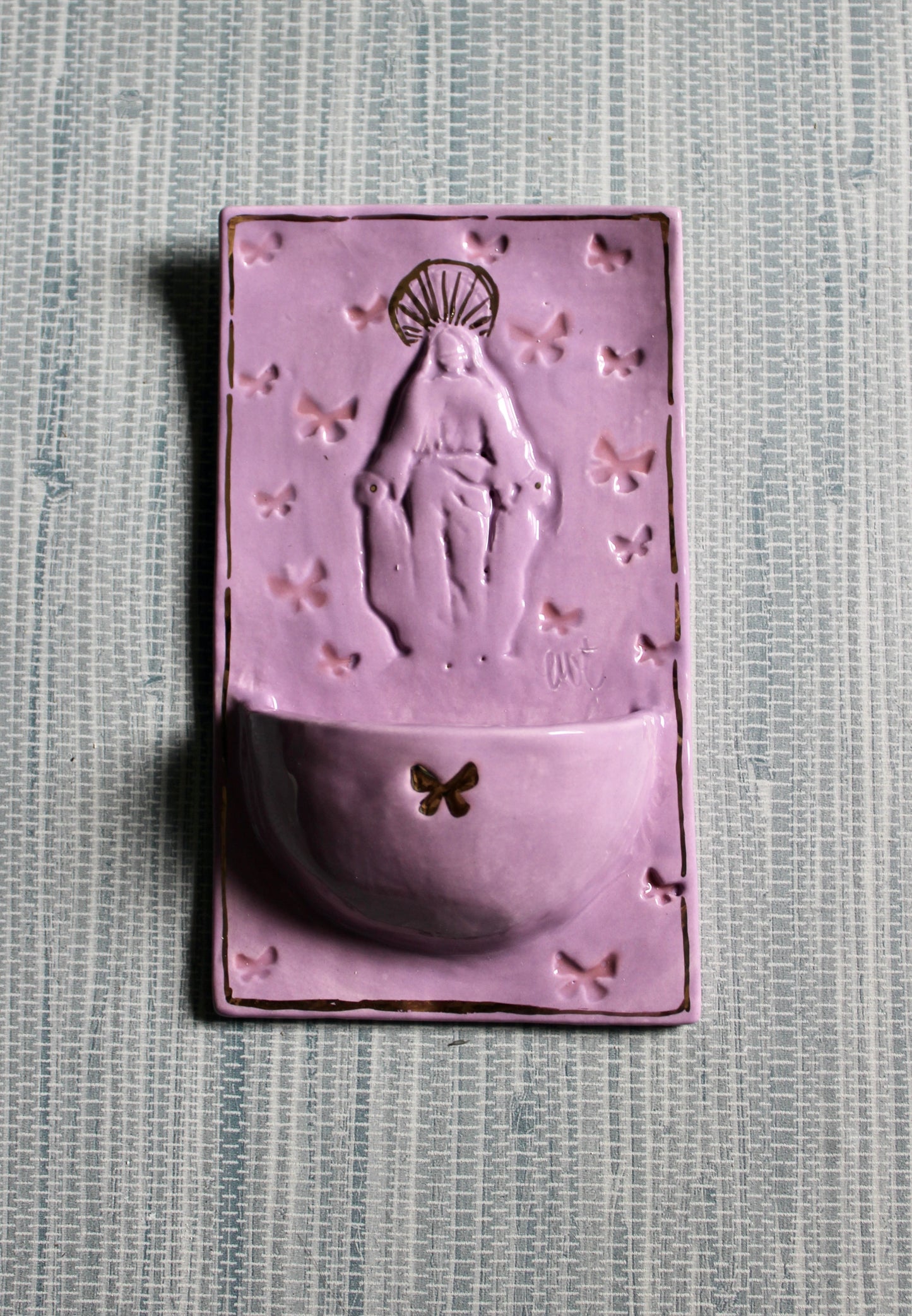 Large Font - Lilac Butterfly Jesus
