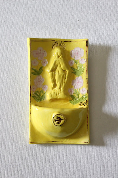 Yellow Fonts and Cameo