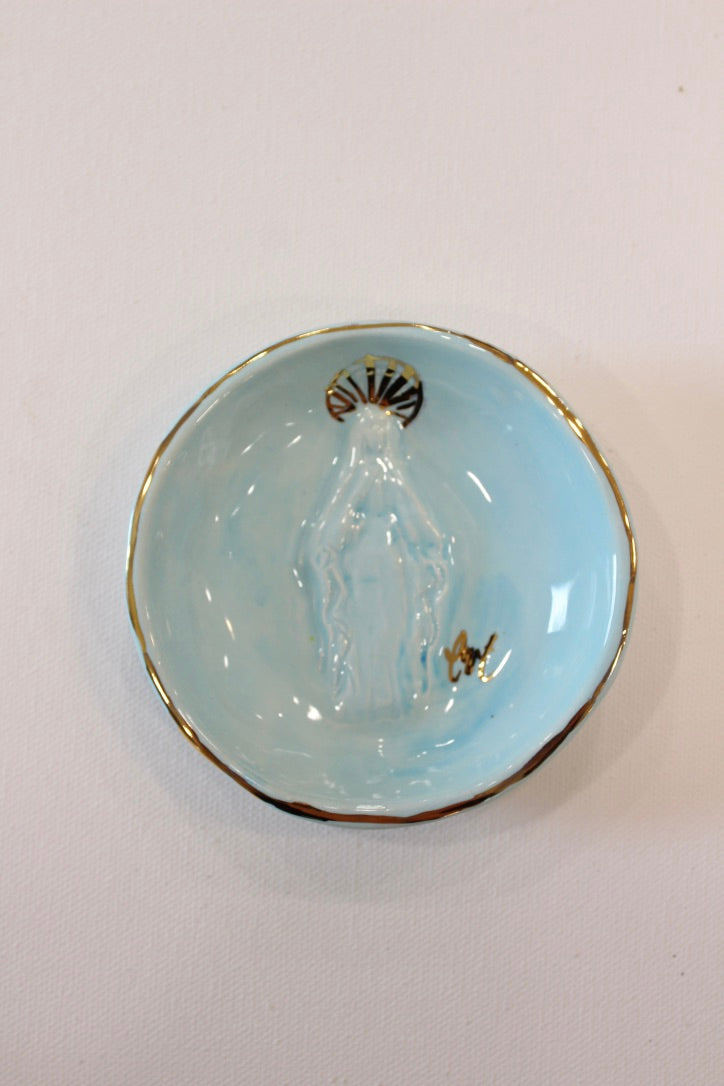 Bright Blue Fonts and Bowl
